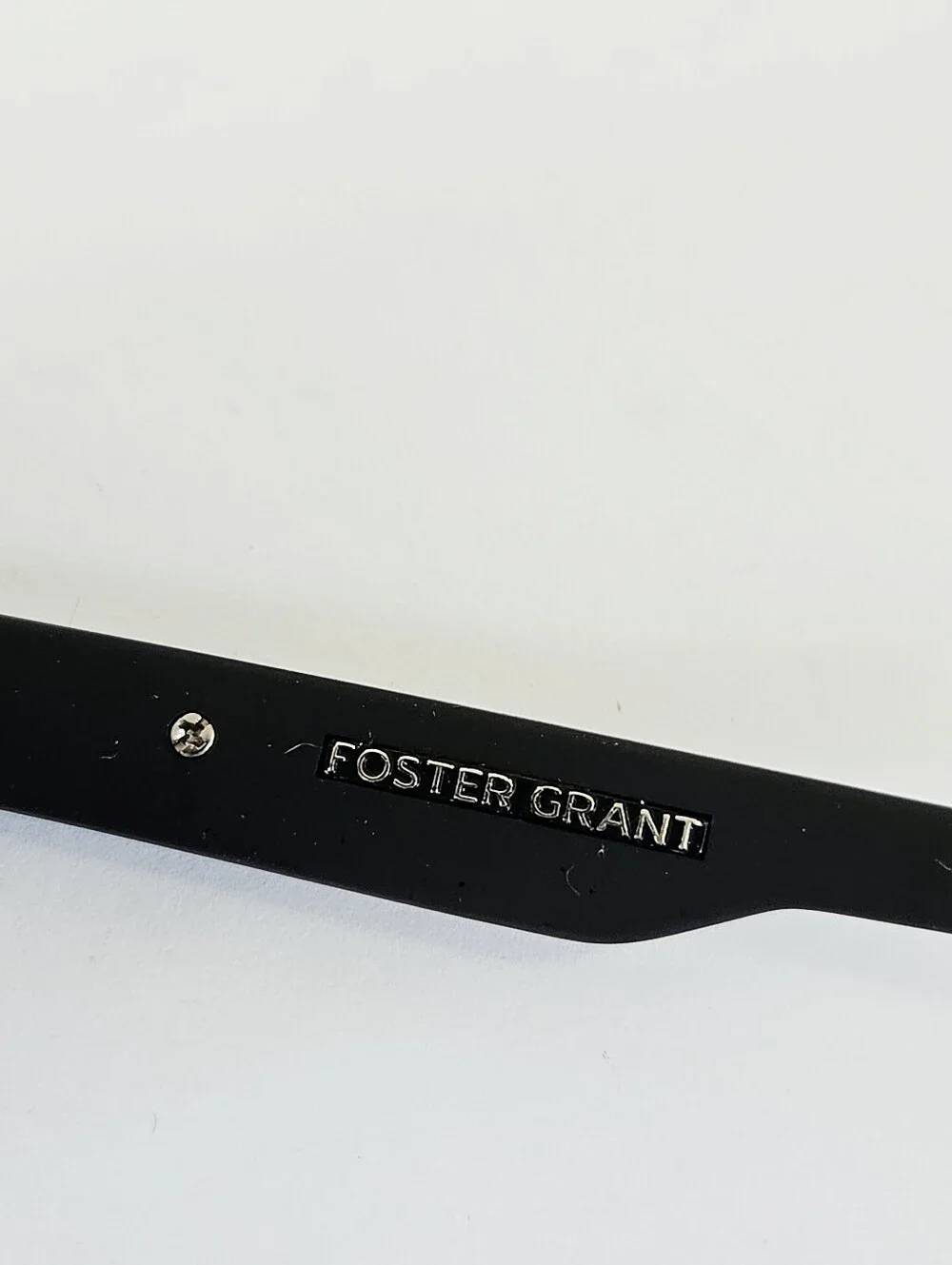 Foster Grant Rambler Wayfarer Square Frame Black Scratch Resistant Sunglasses